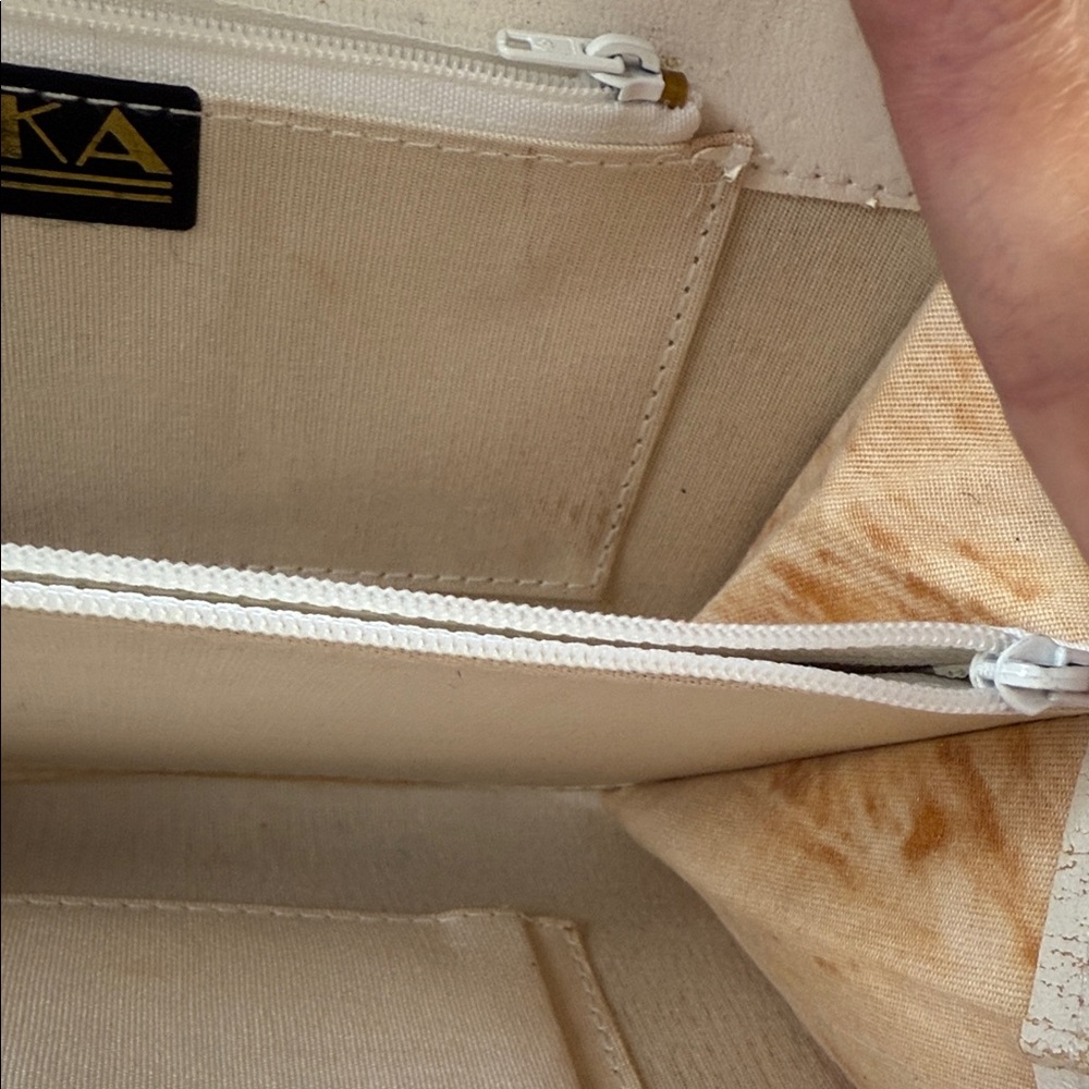 Vintage White Clutch Bag - Picture 6 of 8